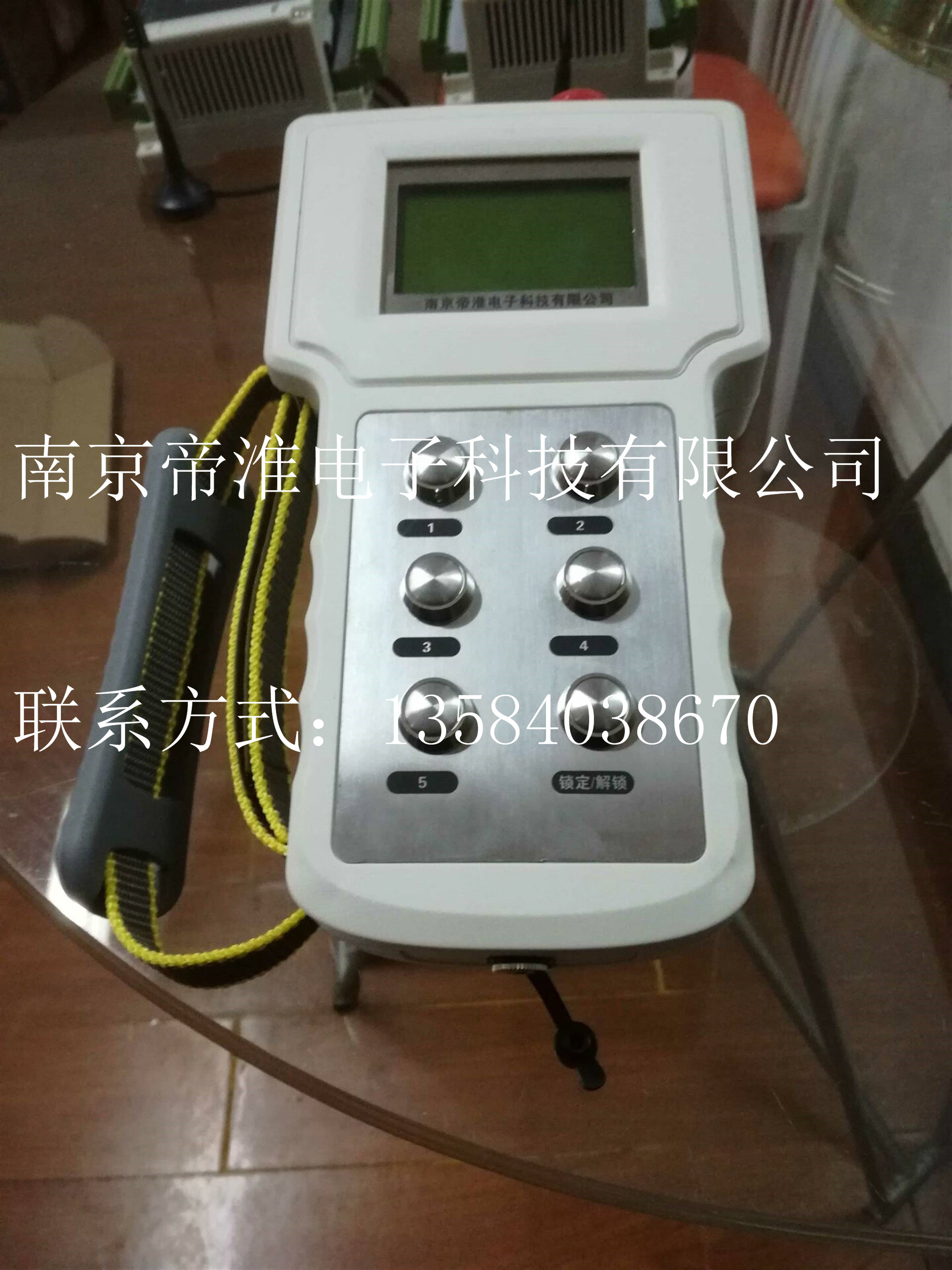 厂家南京帝淮 控制权夺取式8对1控制工业遥控器说明